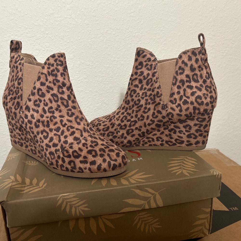 Cheetah Print Booties